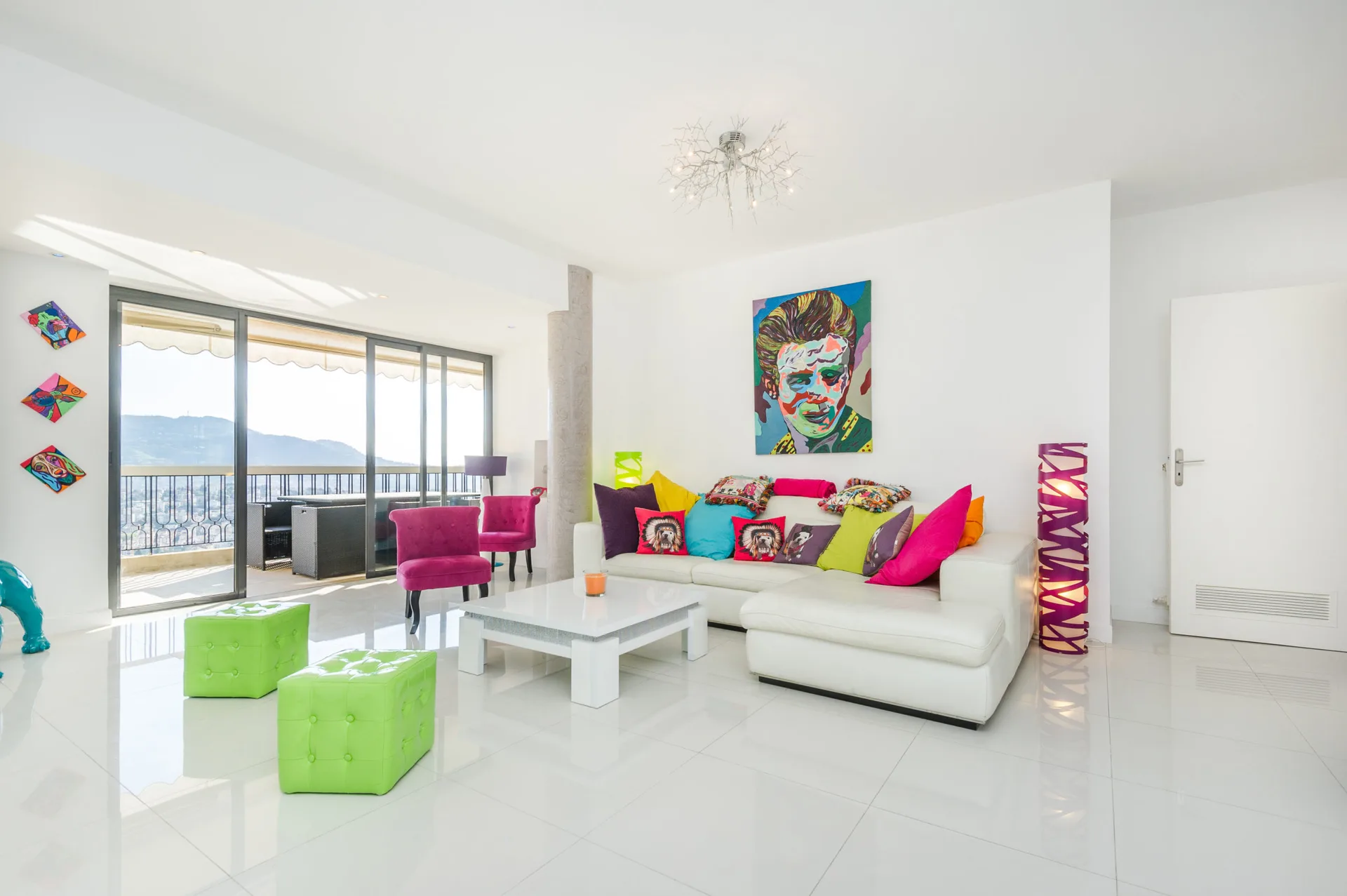 Shooting photo immobilier appartement duplex a Nice - salon salle a manger